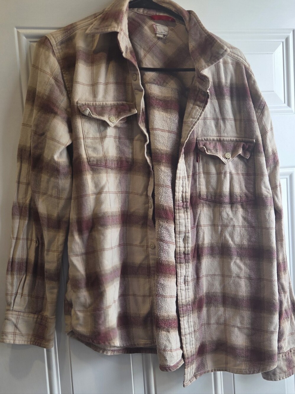 Levi's Plaid Button-Up Shirt in Beige and Burgundy Medium